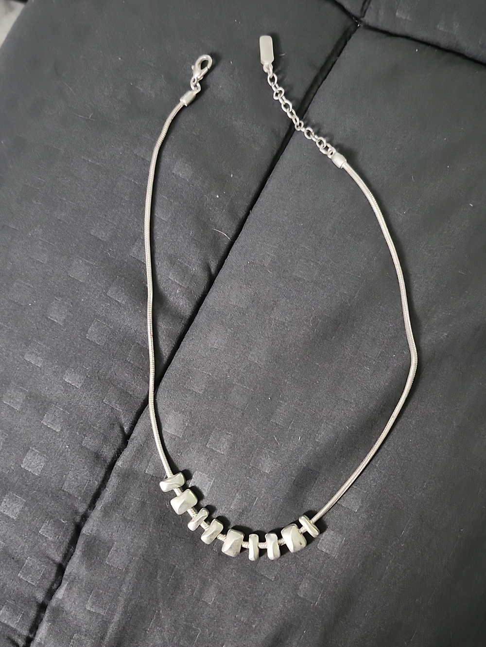 Guess Silver-Tone Geometric Bead Necklace